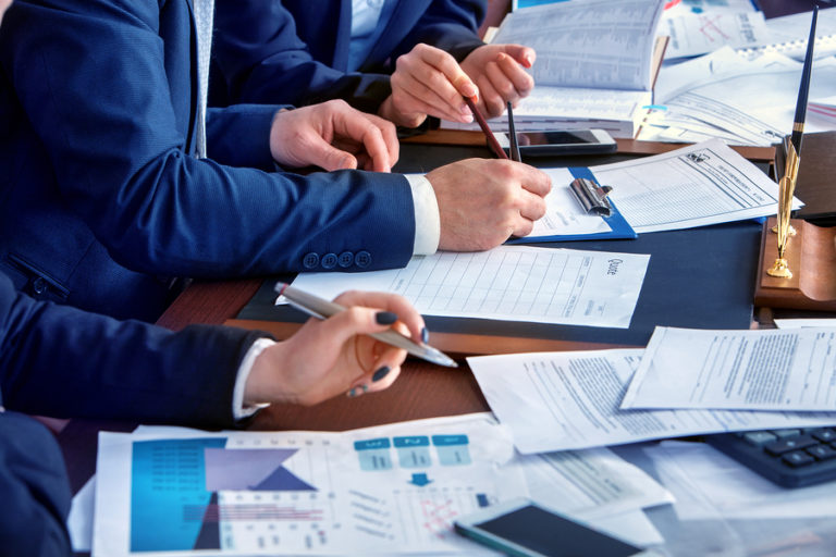 5 Key Factors in Transferring Your Business to a Family Member